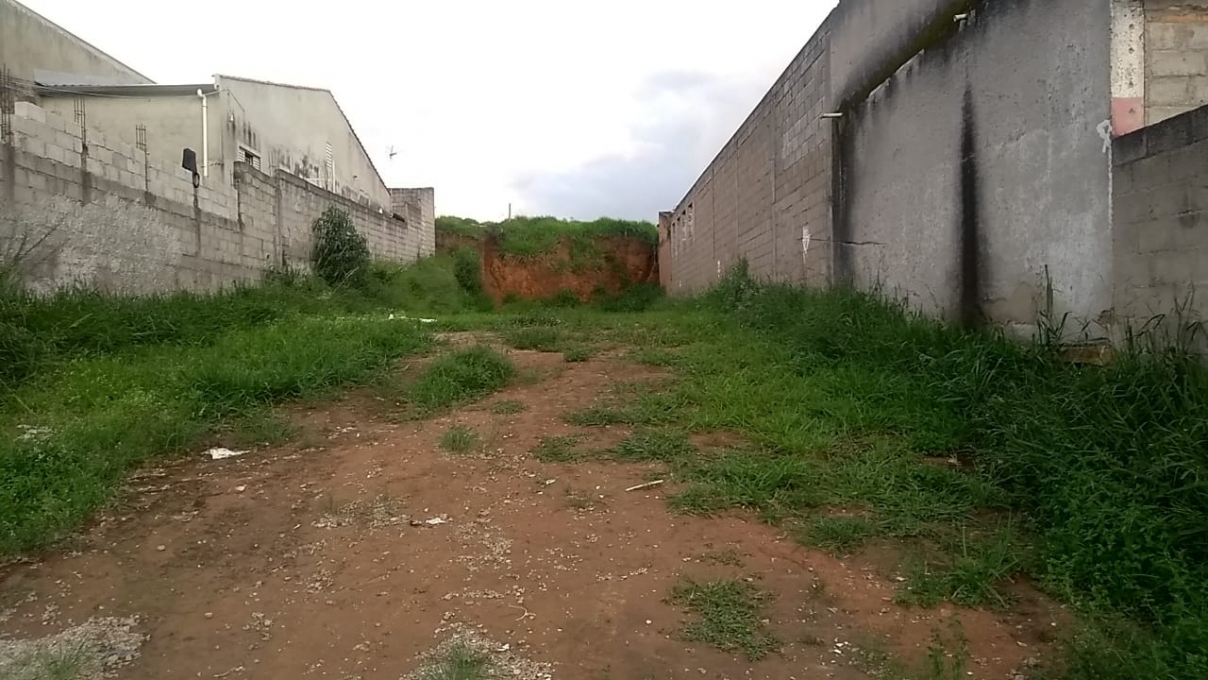 Terreno - Venda - Taubaté - SP - CHÁCARA SILVESTRE